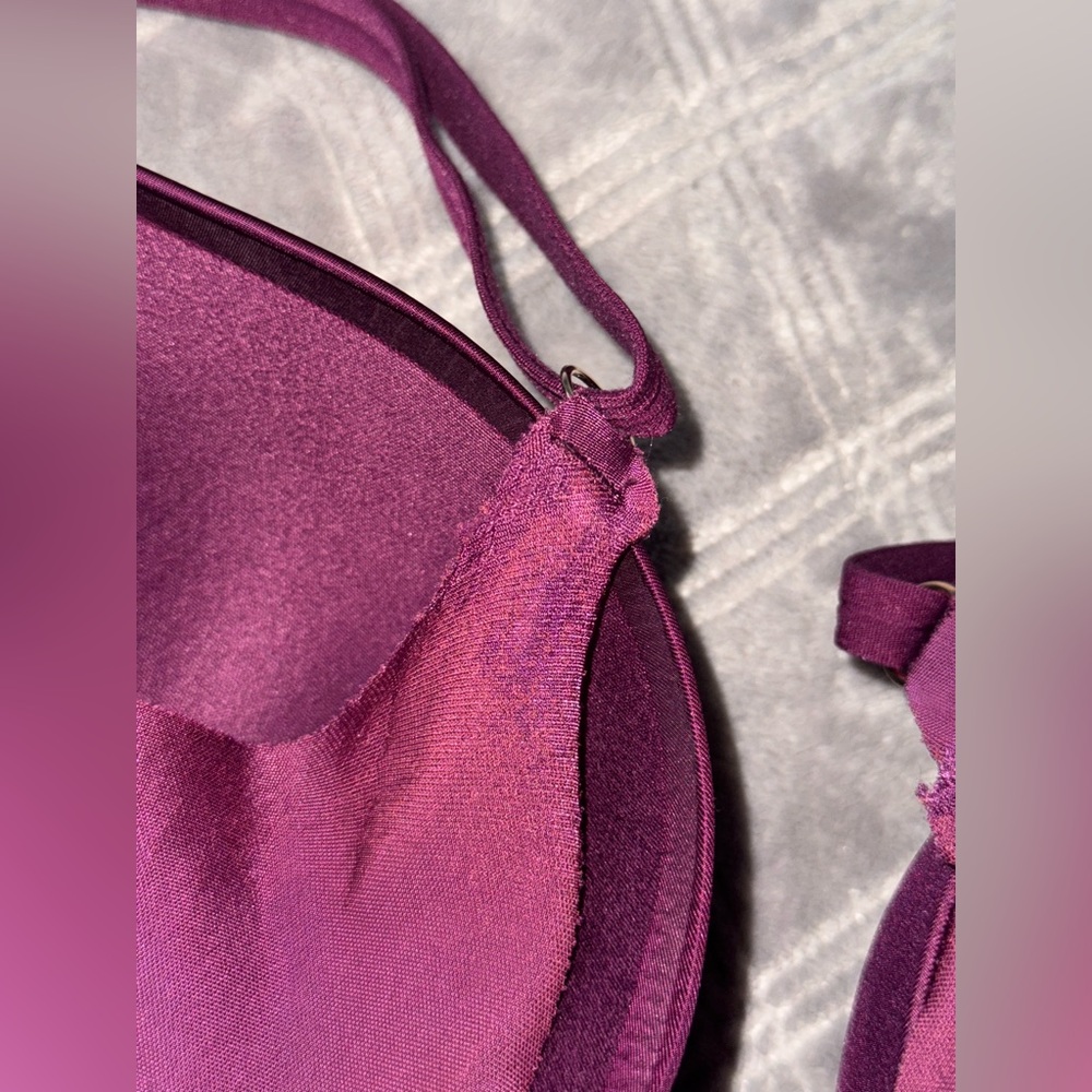 Victoria Secret push up bra 38C burgundy color - Picture 8 of 8